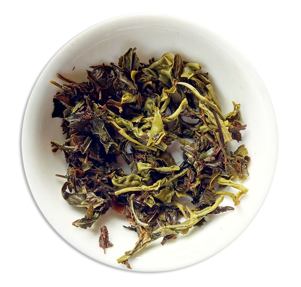 Organic Mint Green Tea :: Mint Green Exposure - Wet Leaves